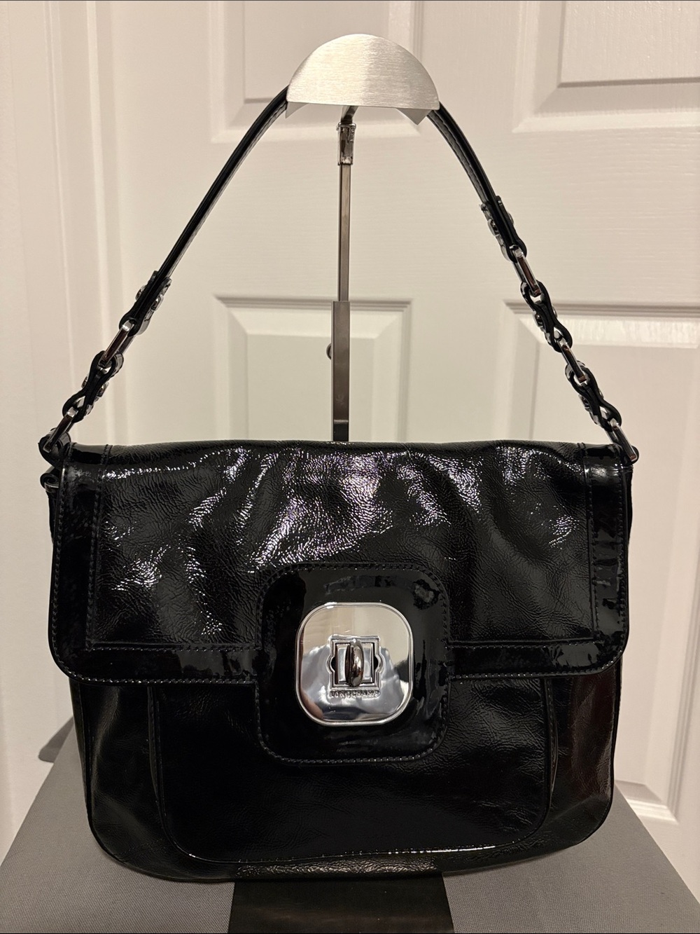 🌺🌺LONGCHAMP Black Womans Patent Shoulder Bag